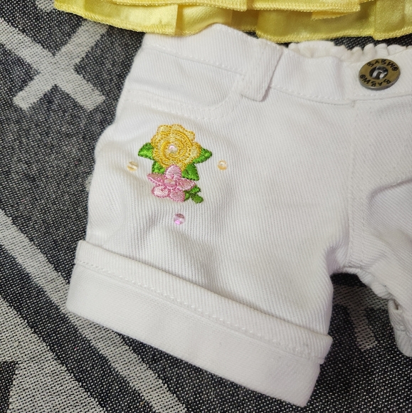 2009 Build a Bear Yellow Satin Rose Top & White Embroidered Jeans Set #1004720 - Picture 4 of 12